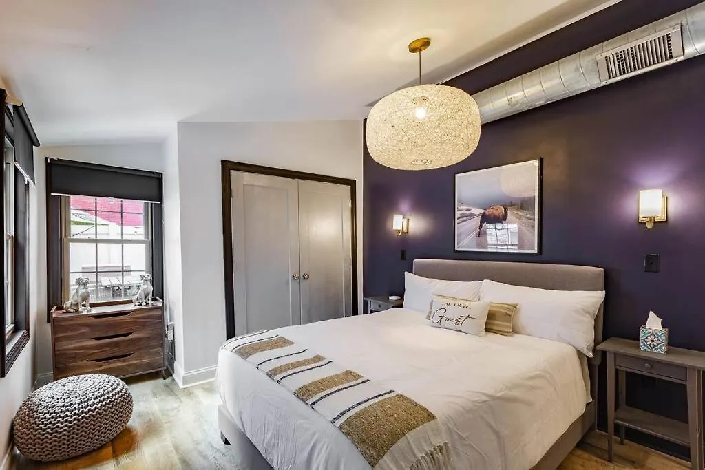 King Bed / Free Parking / Bbq / Fire Pit / Arcade Vila Pittsburgh Casa de Férias